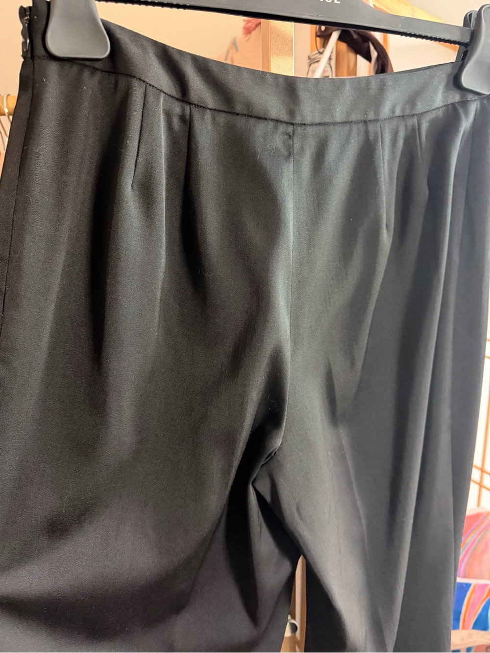 St. John Collection Black Wool Blend Cropped Dress Pants Size 8 - Picture 5 of 8